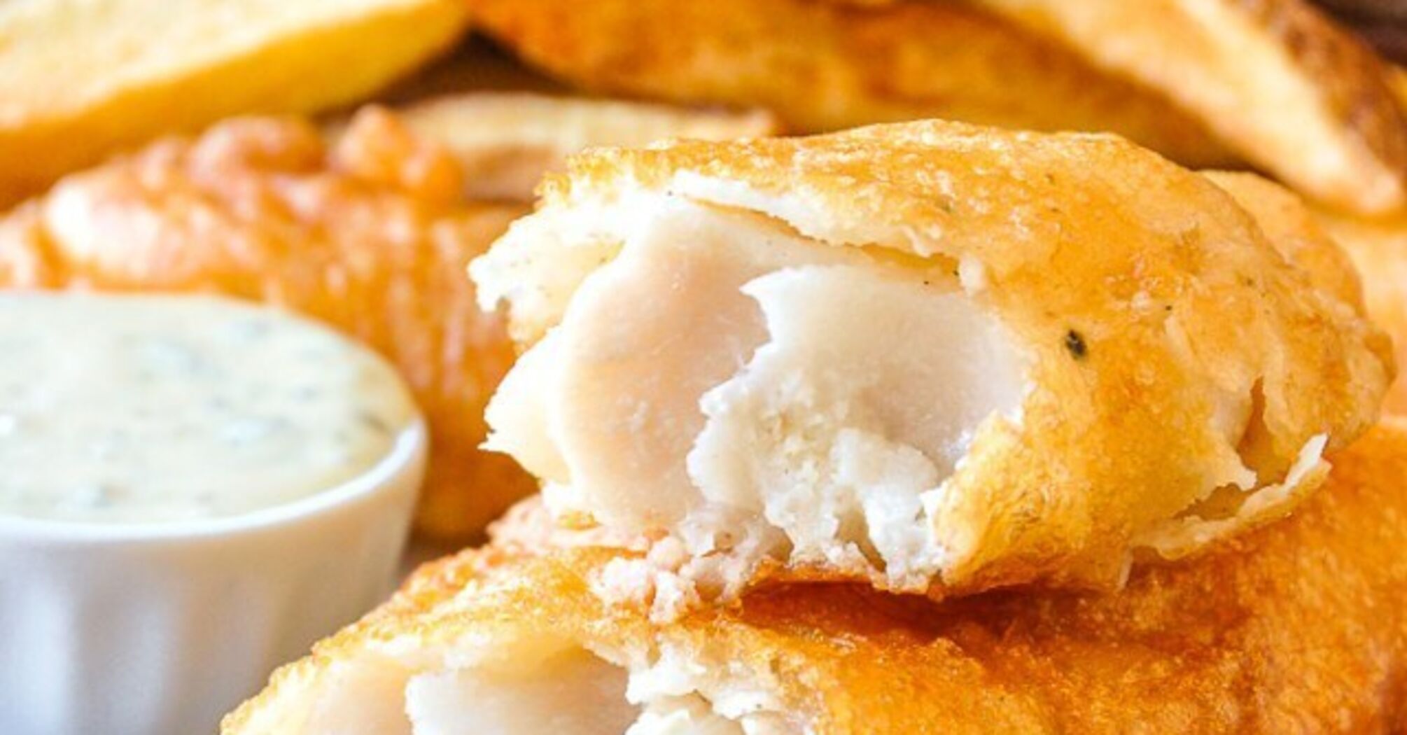 How to fry fish without splashing fat: a recipe for fried fish in a pan