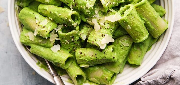 Versatile pasta sauce in minutes: what to make with