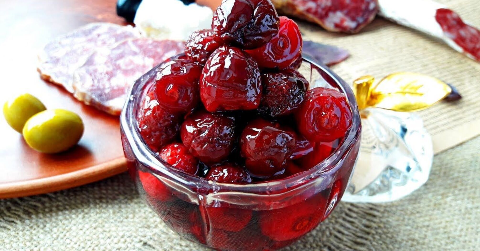 The recipe for pickled cherries