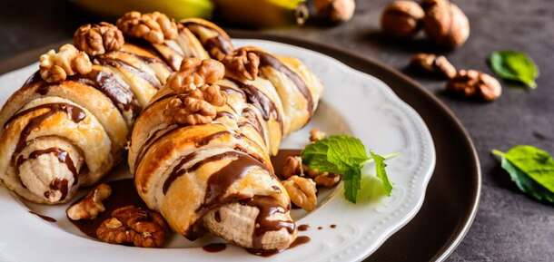 Trendy bananas with chocolate in the dough: the dessert went viral on social networks