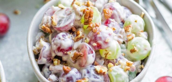 Mayonnaise New Year's salad with grapes: tastier than Olivier