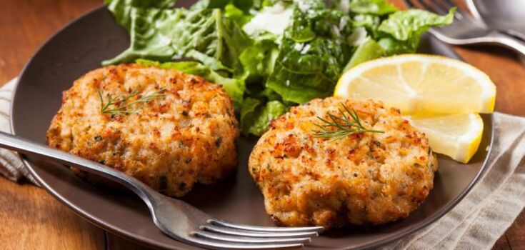 Cutlets from crab sticks in 10 minutes: they will be tastier than meat ones