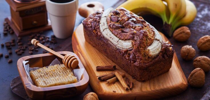 Tastes like a muffin: how to cook fragrant banana bread in the oven