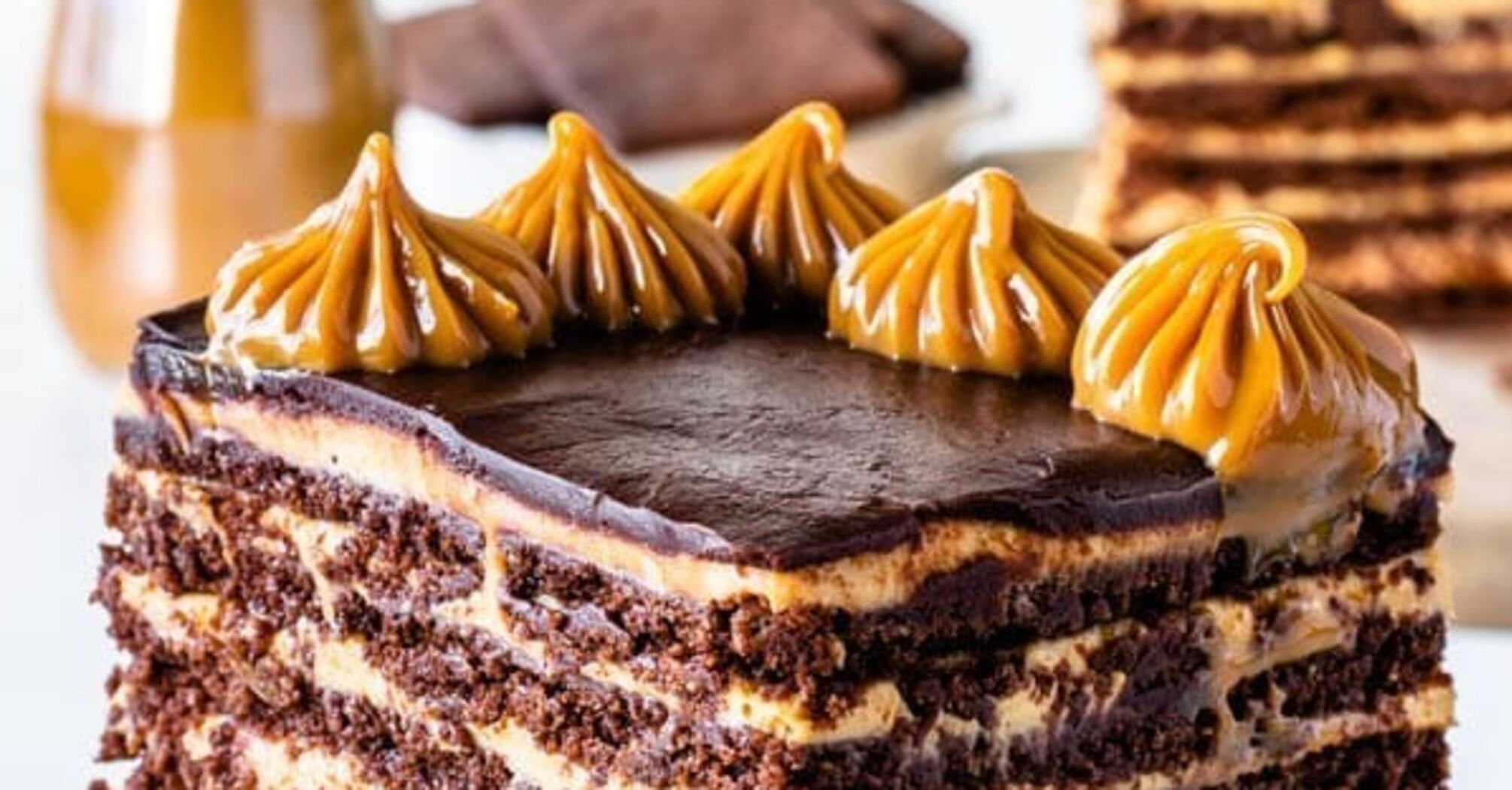 A simple cookie dessert that doesn't require baking: easier than any cake