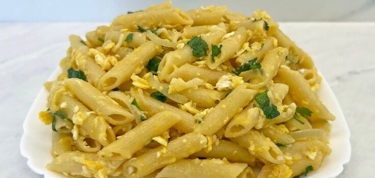 How to fry pasta in a pan deliciously: just add two ingredients