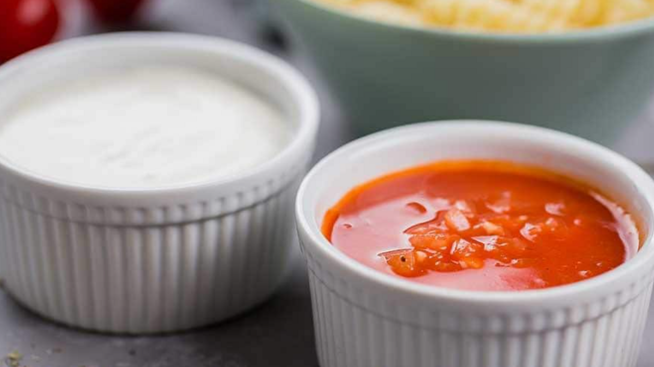 Spicy tomato sauce in 5 minutes: for meat and barbecue