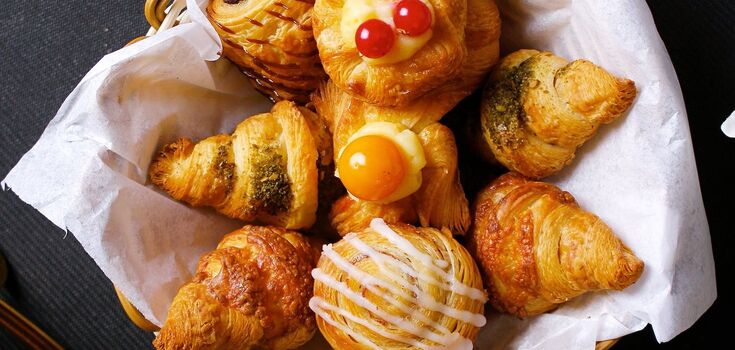 Appetizer croissants