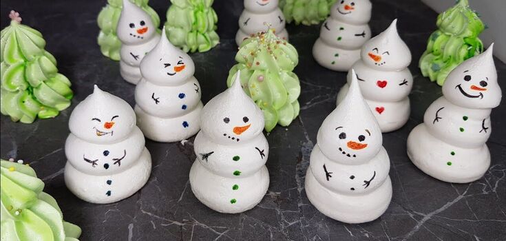 How to make meringue in the shape of a snowman at home