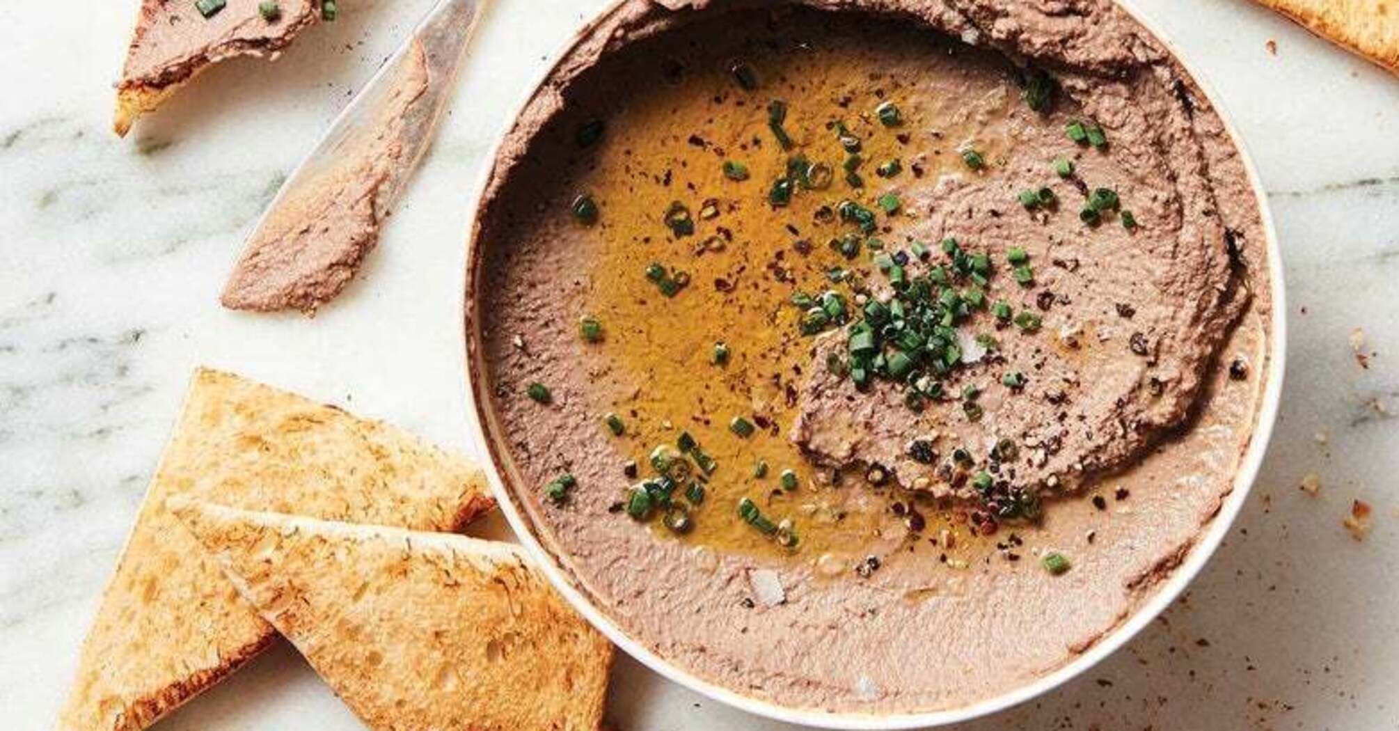 What to add to liver pate, besides butter, to make it taste perfect: just one simple ingredient