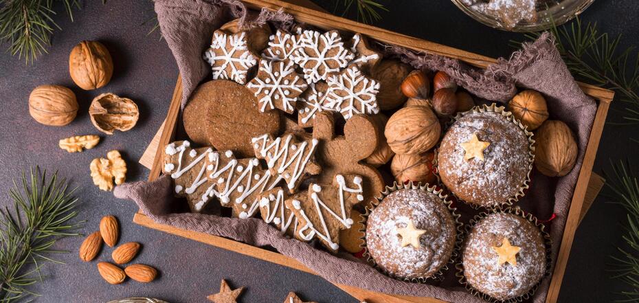 Interesting ingredients for Christmas cookies