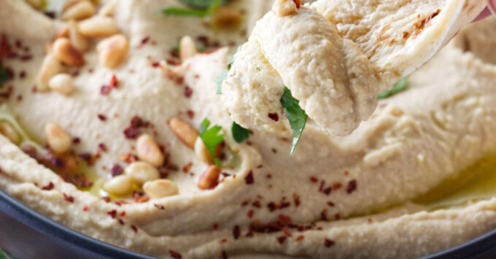 Original breakfast with hummus: prepared in a few minutes