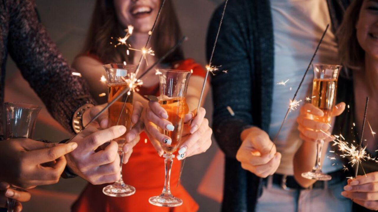 Jaki alkohol jest najbardziej szkodliwy dla Nowego Roku: lepiej nie pić go podczas świątecznej uczty