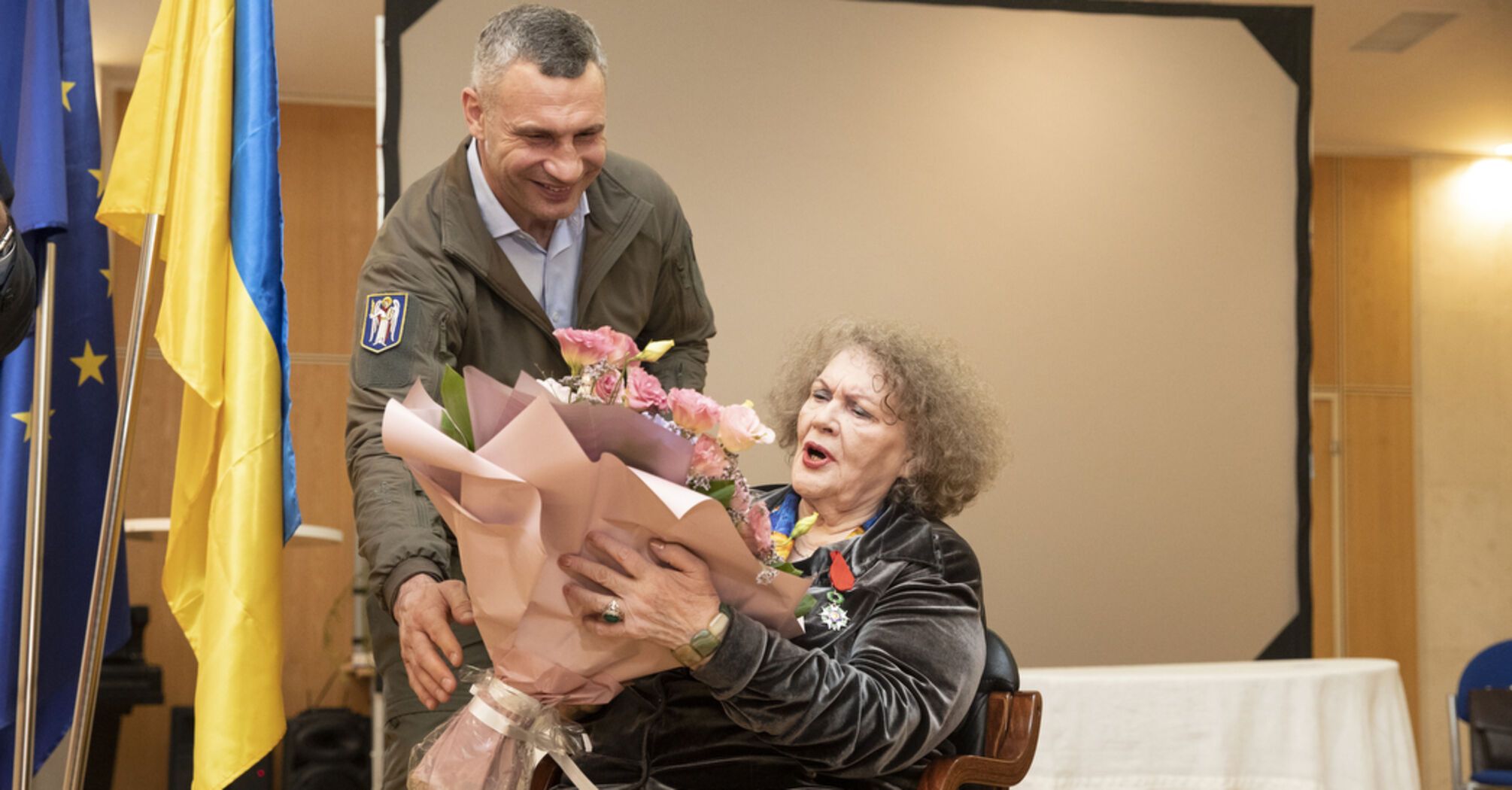 "Lina Kostenko embodies the spirit and dignity of the Ukrainian people": Vitalii Klitschko congratulated the poetess on her birthday