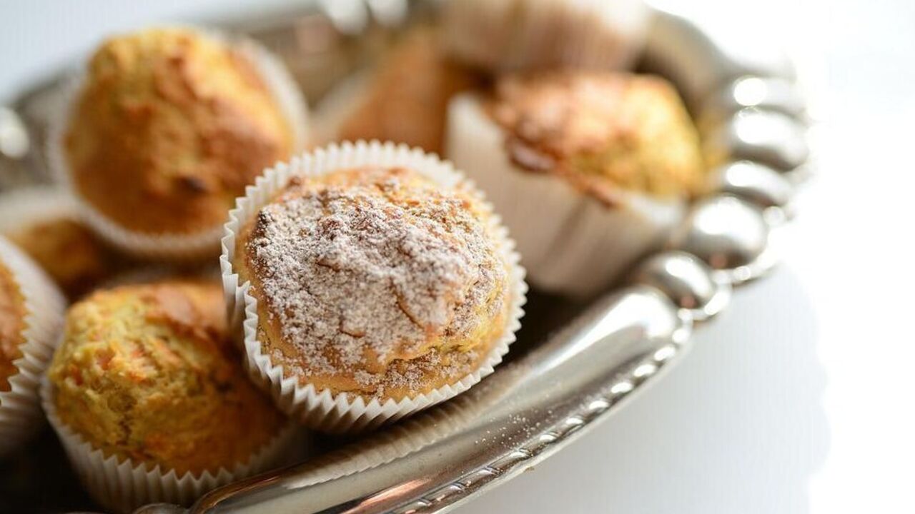 Delikatne i puszyste muffinki na skróty: od tego, jakie ciasto przygotować