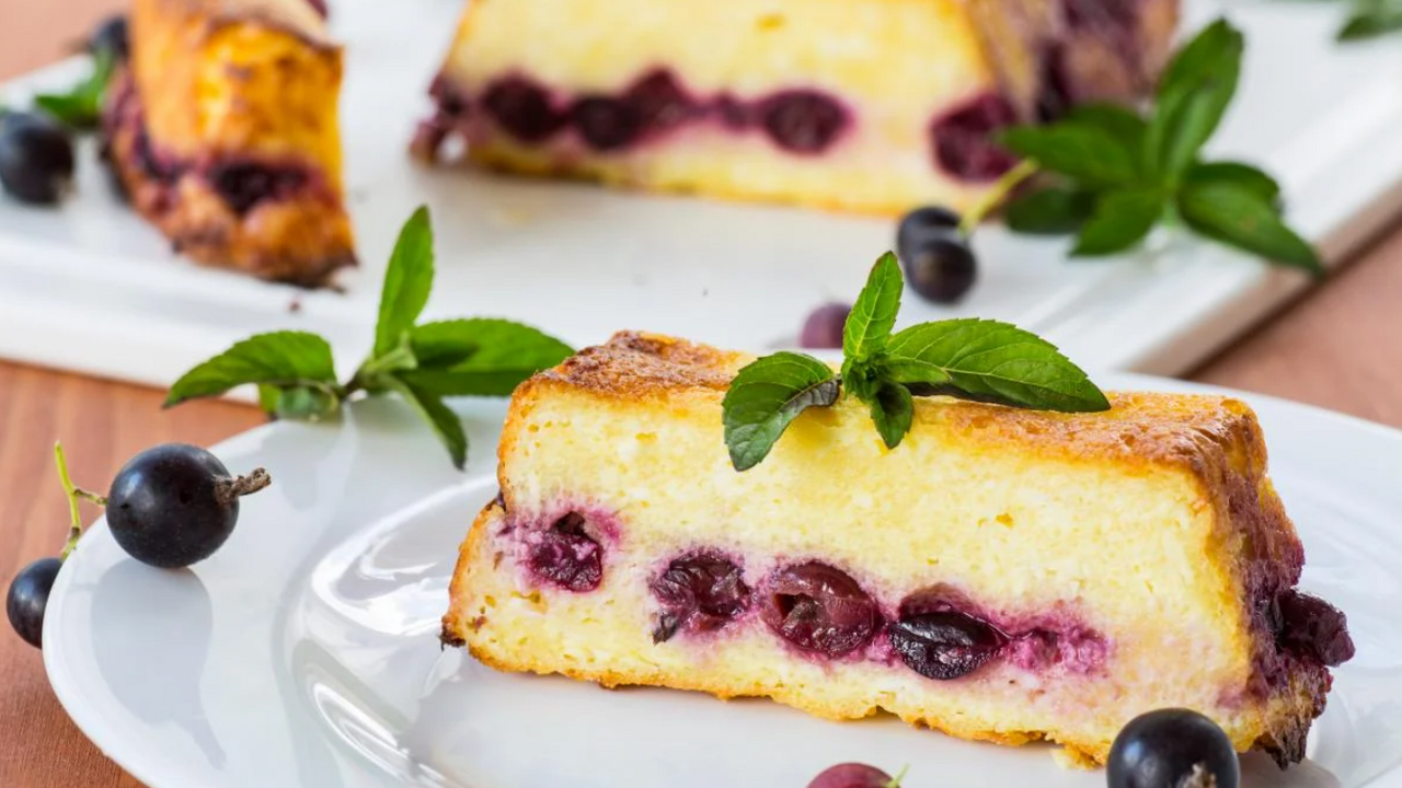 Casserole jam pie: what kind of dough to make a puffy pastry