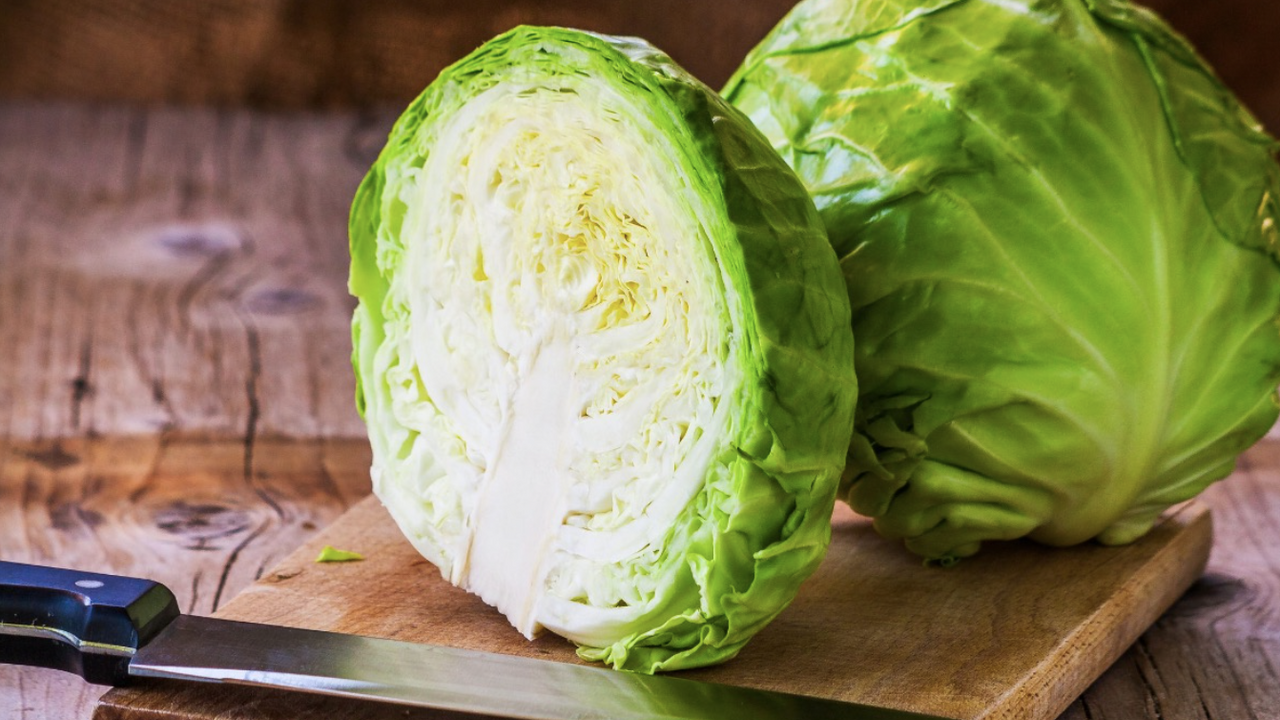 What to make from young cabbage for dinner: a recipe for a hearty dish