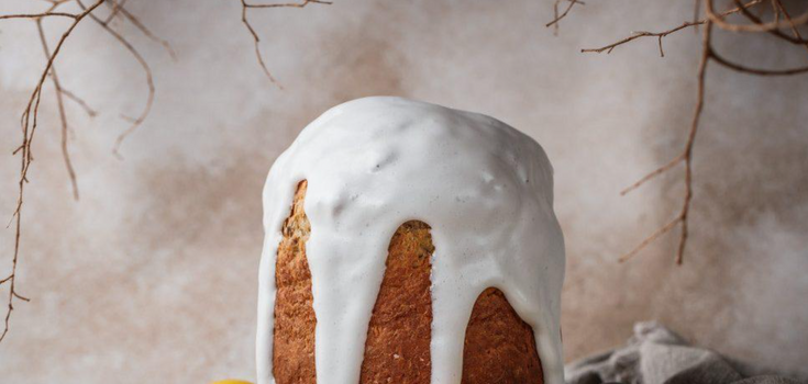 Successful gelatin frosting for the Easter cake: not sticky and not crumbly