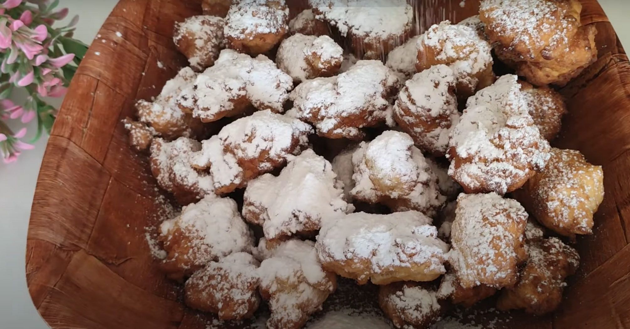 Fried "slasteny": how to cook an old Ukrainian dessert