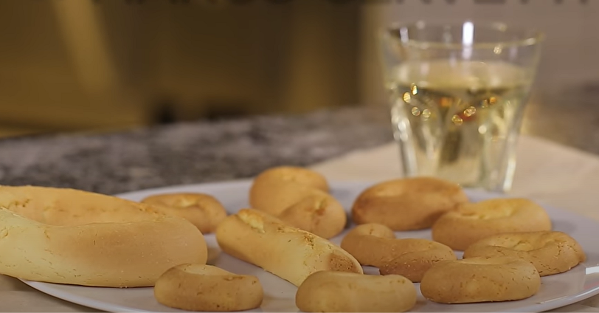 Buranelli: Italian cookies for adults