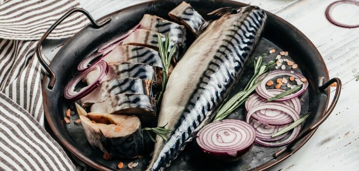 Mackerel in spicy marinade: can be stored in the fridge for a long time