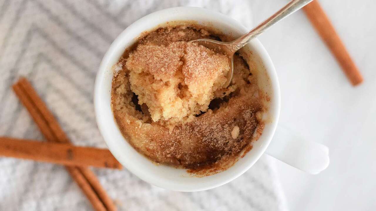 Elementary cheesecake in a cup: takes 15 minutes to make