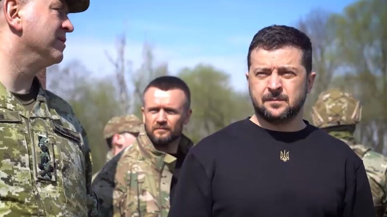 "I am honored to be here today": Zelensky arrived in Volyn and heard reports on the situation in the region. Video