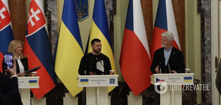 Joint arms production and the restoration of the Dnipro region: Zelenskyy holds talks with presidents of Slovakia and Czech Republic