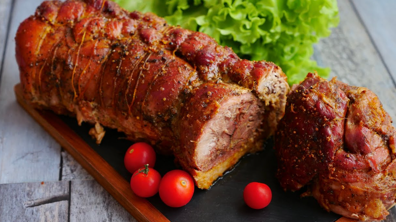 Oven-style baked pork: how to cook succulent meat