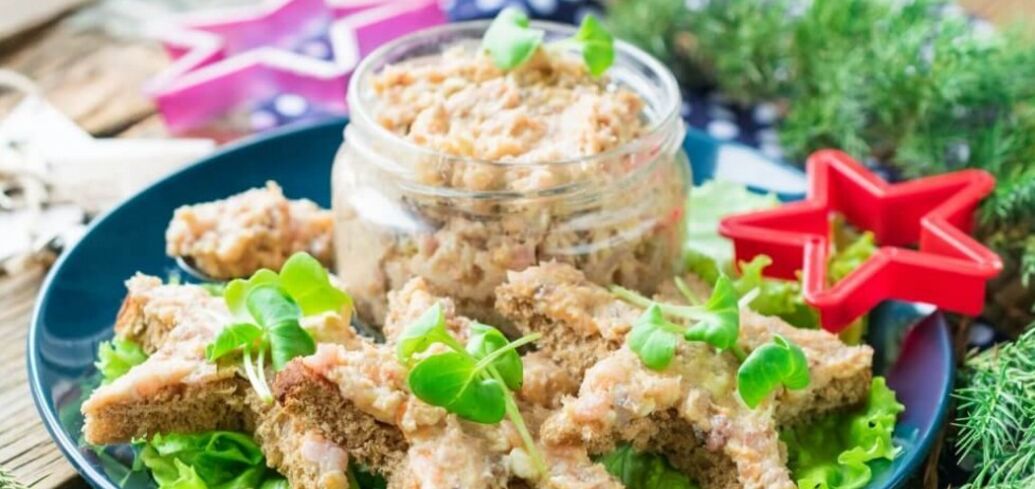 Elementary herring pâté: just chop all the ingredients
