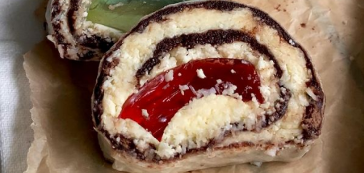 Jak przygotować słodką bułkę z ciasta waflowego: z kremem i galaretką