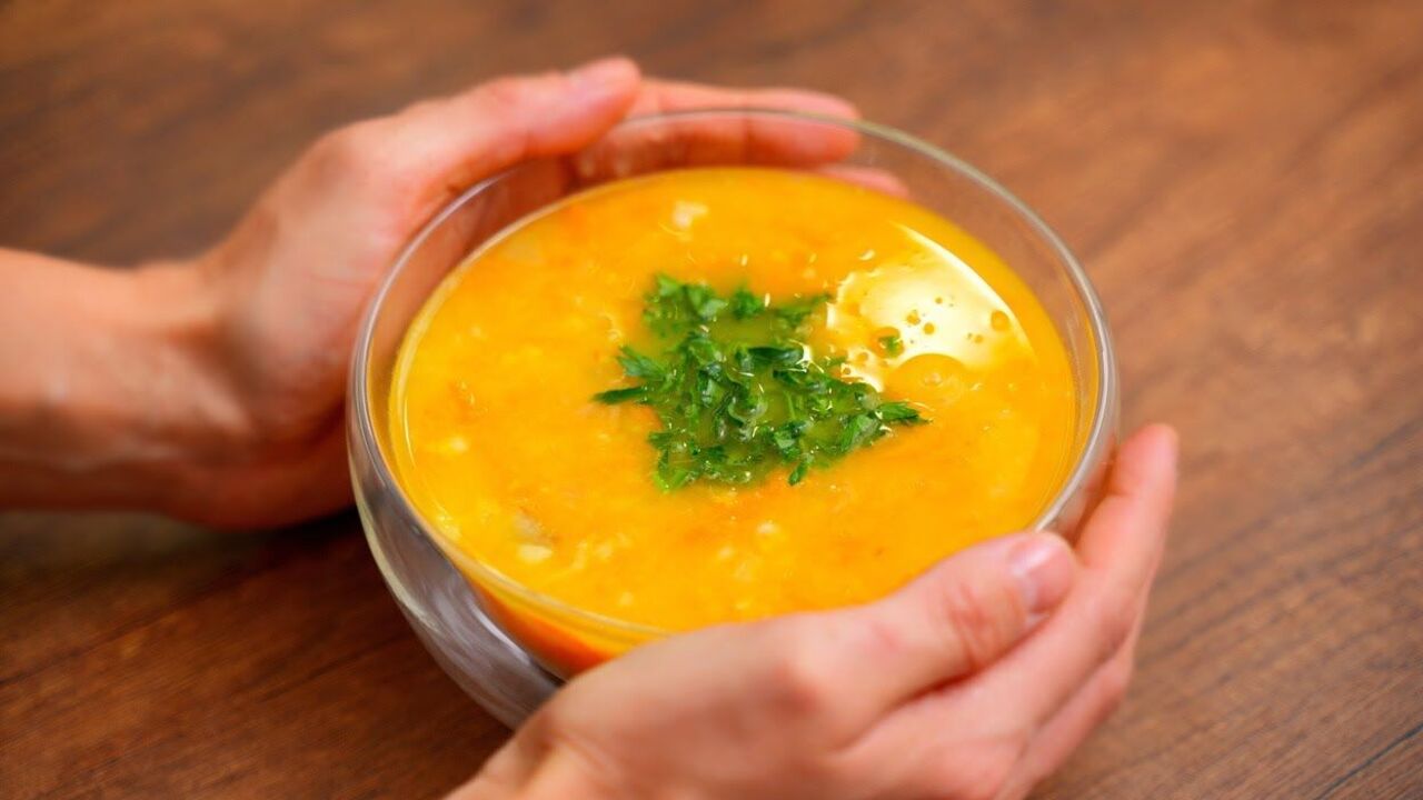 Pea soup in a new way: what to add to the roast for a bright flavor