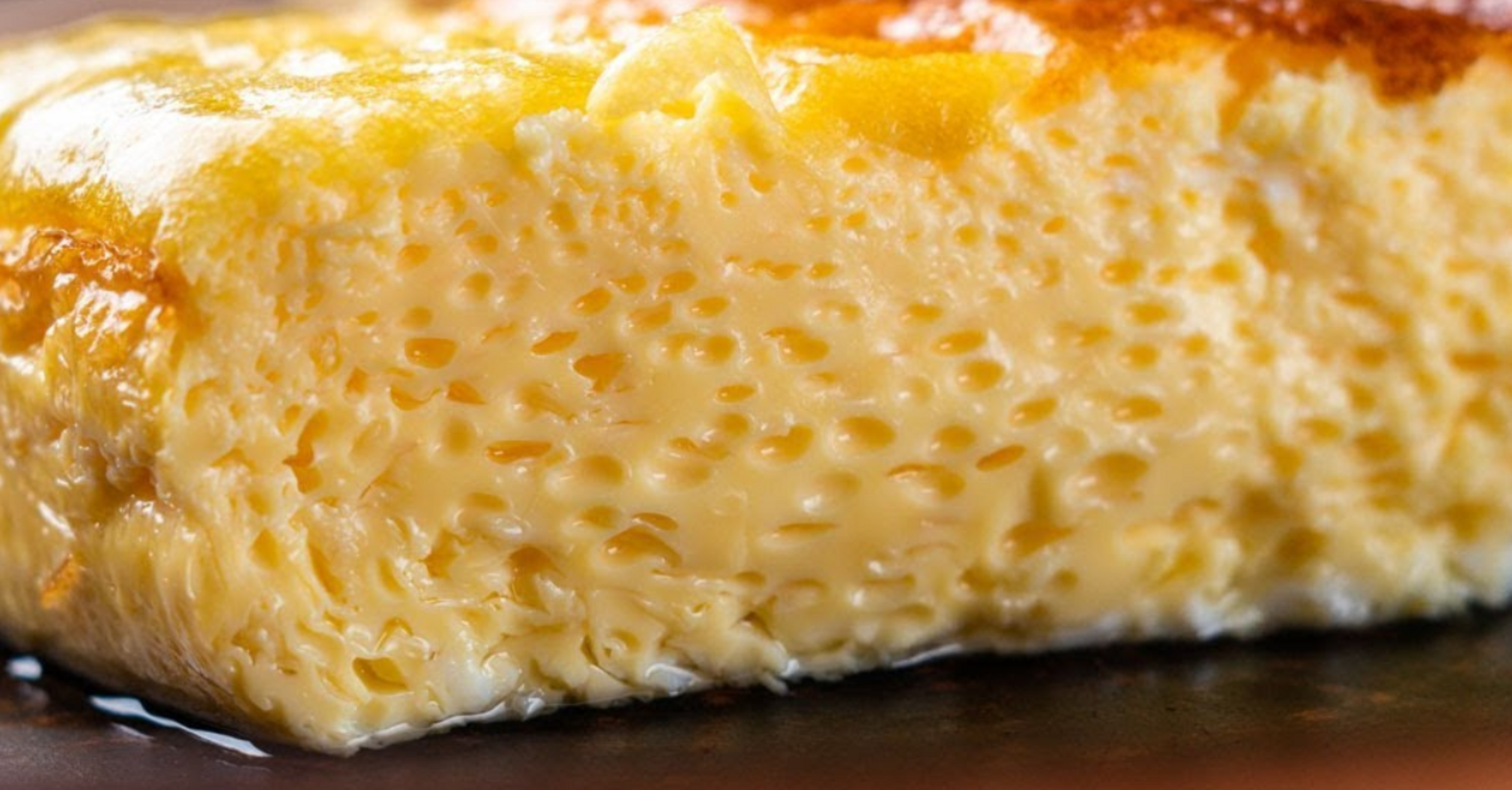 Tender omelet, like a soufflé: cooked without milk