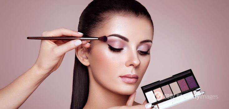 Make no mistake! Five shades of shadows to forget about after 30. Photo