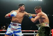 A famous Ukrainian boxer from the Crimea lost his championship fight, getting knocked out in the last round. Video