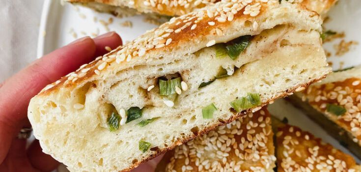 Podstawowe ciasto w 15 minut: z chleba pita