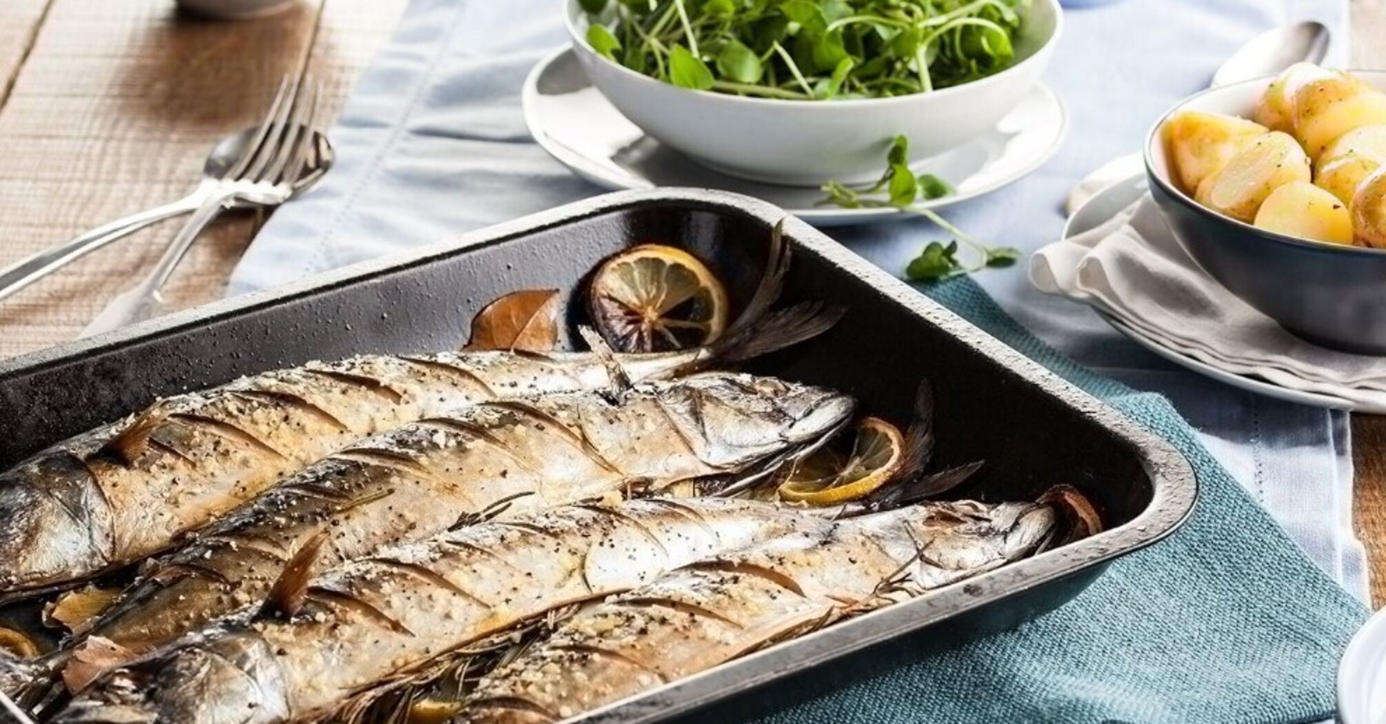 The easiest way to cook baked mackerel: it turns out very juicy