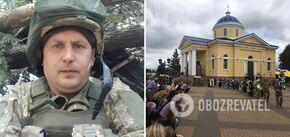 In Chernihiv region on their knees said goodbye to a soldier of the AFU, who died fighting for Ukraine. Photo and video