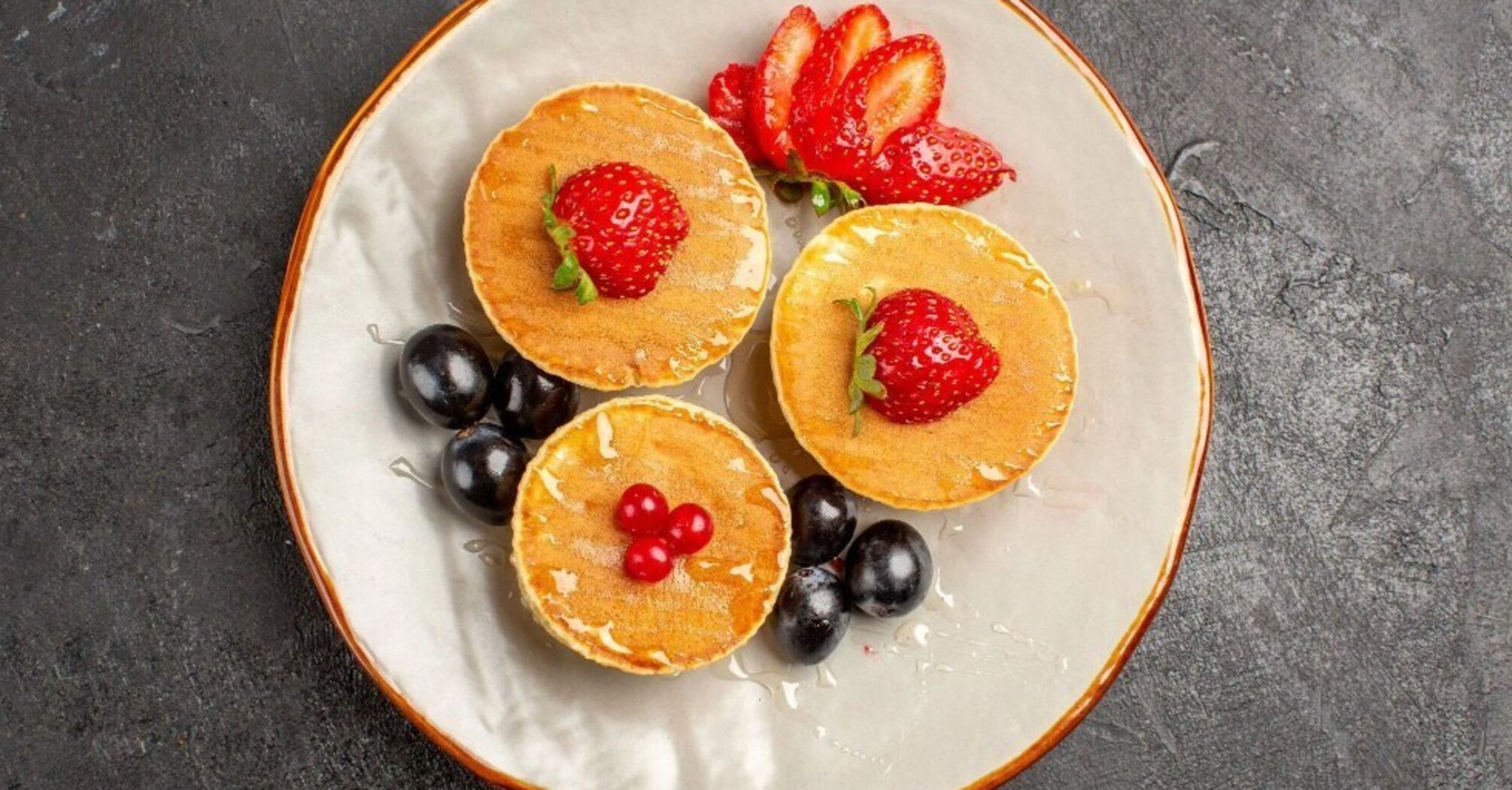 A breakfast that even kids would love to eat: a recipe for delicious pancakes