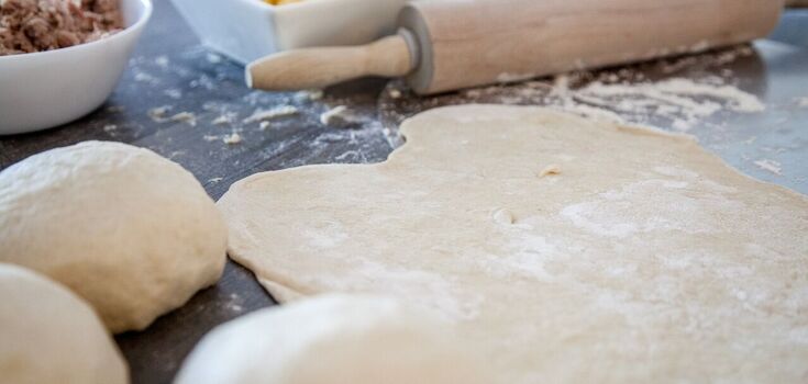 Ingredients that will ruin yeast dough: how to add them correctly
