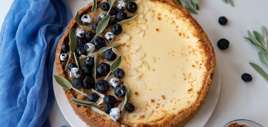 Cheesecake on a cookie base