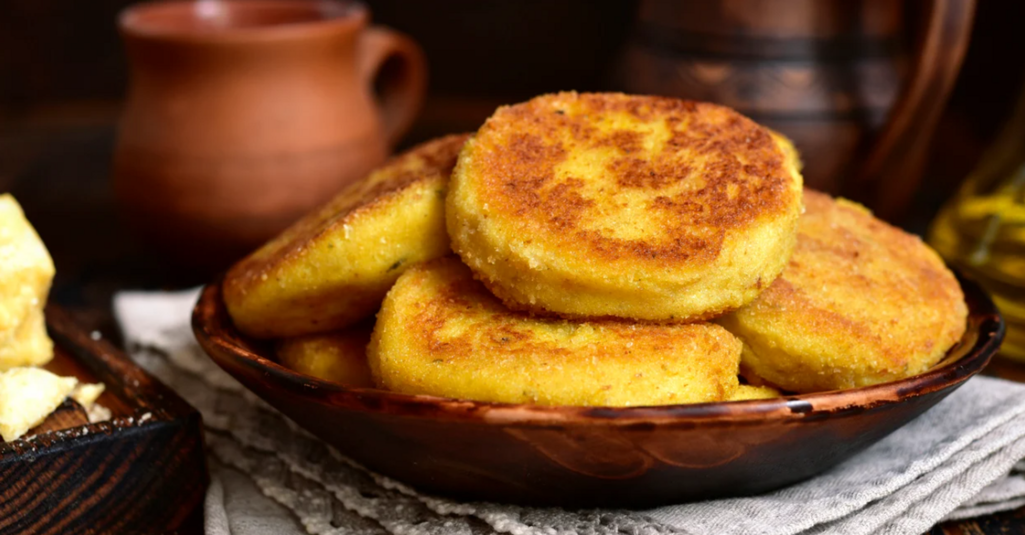 Hearty breakfast fritters: with egg and green onions