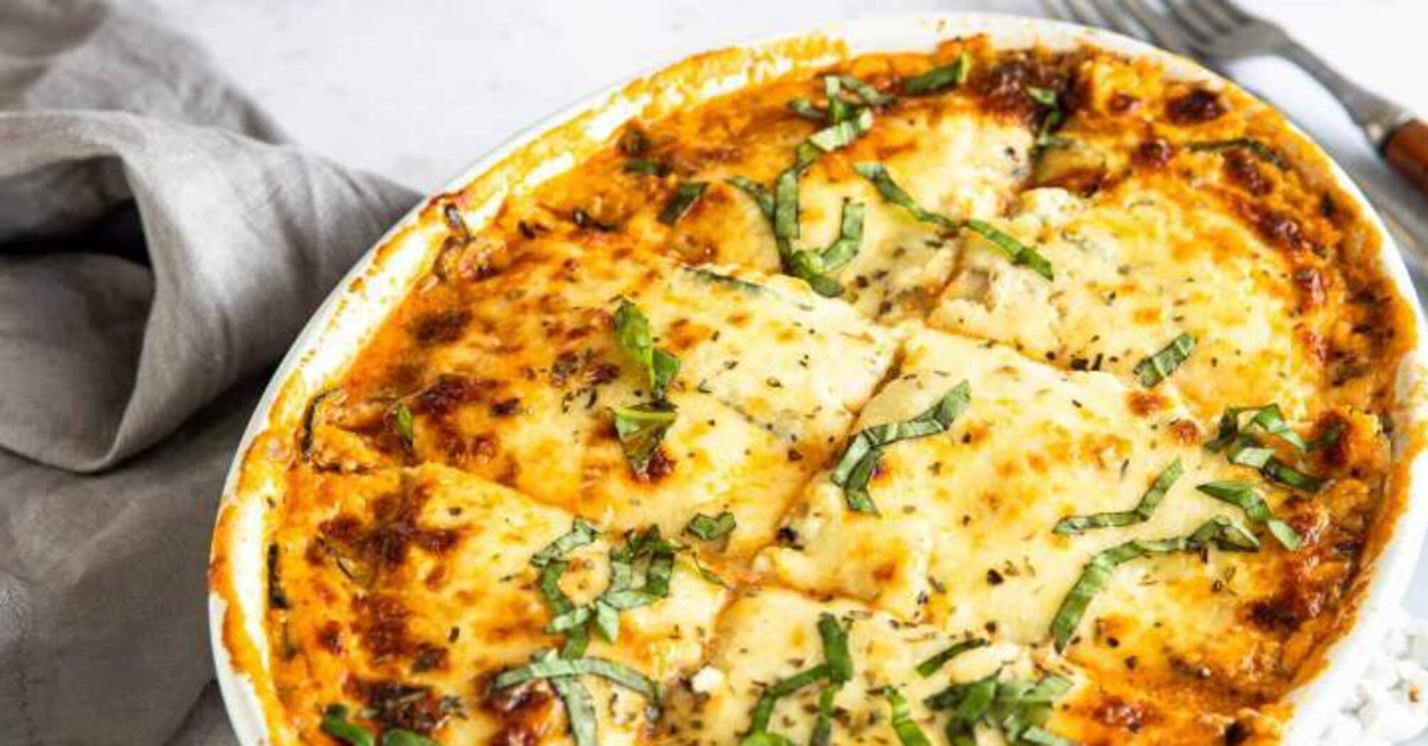 Pyszna zapiekanka z cukinii.