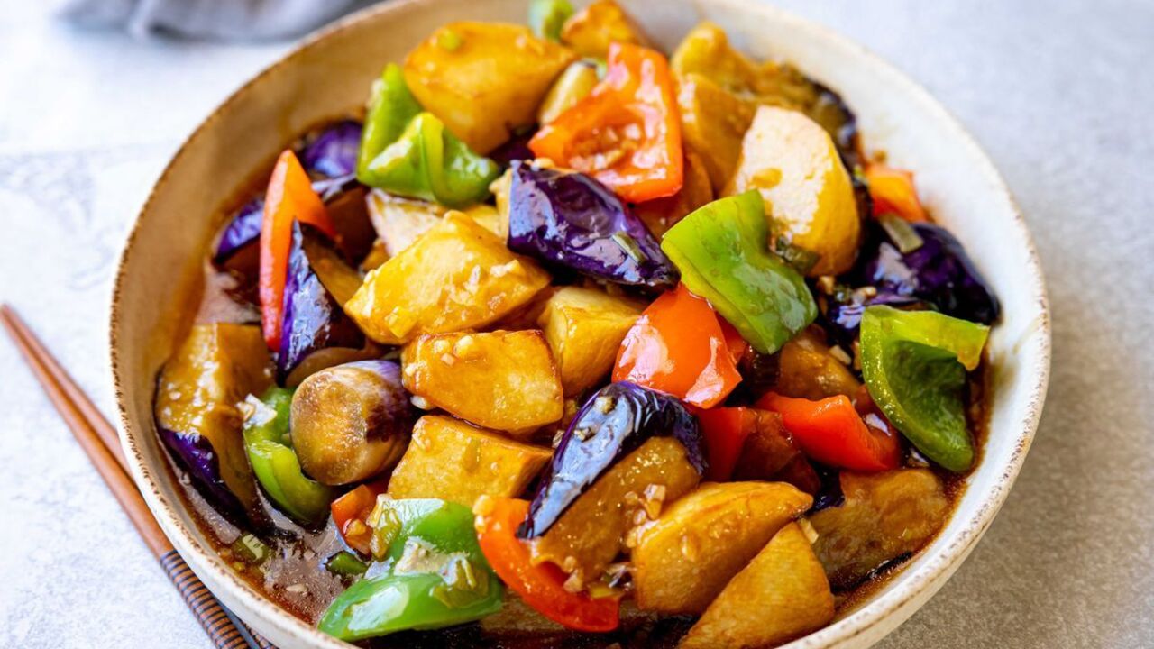 Sauté seasonal vegetables for winter: tastier than any salad