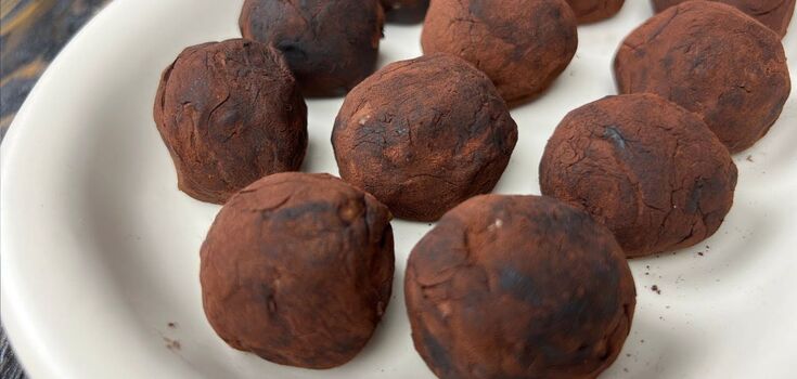 Candy at home in 10 minutes: no baking and no sugar