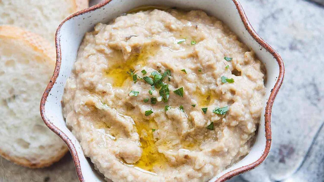 How to cook eggplant babaganoush: an original alternative to caviar