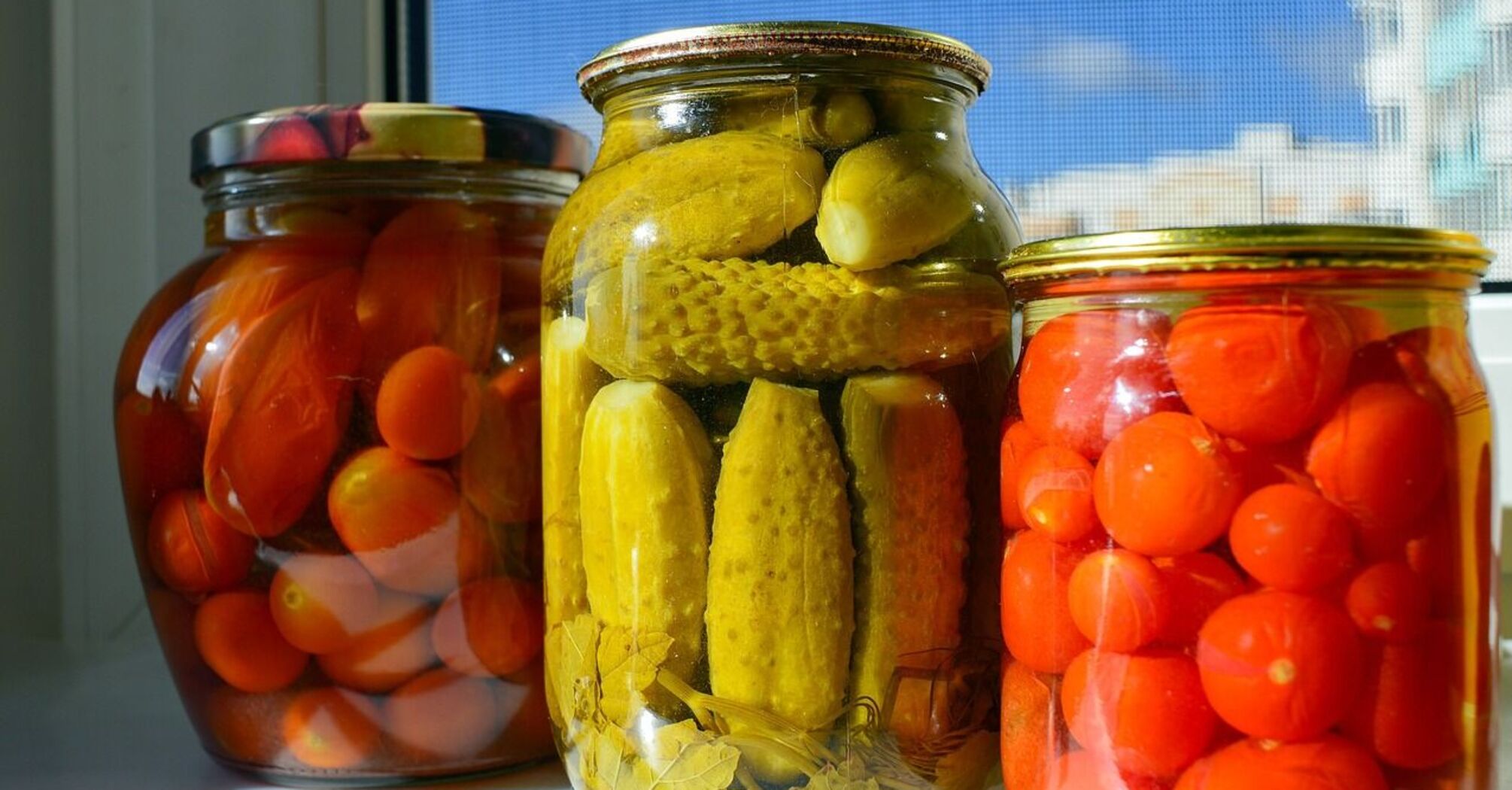 How to sterilize jars so that they do not explode
