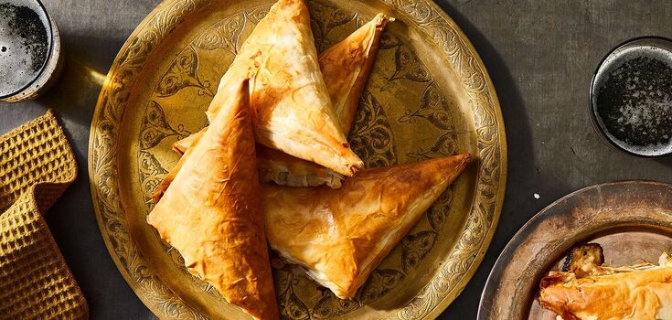 Juicy cottage cheese puffs: a tasty snack in 20 minutes