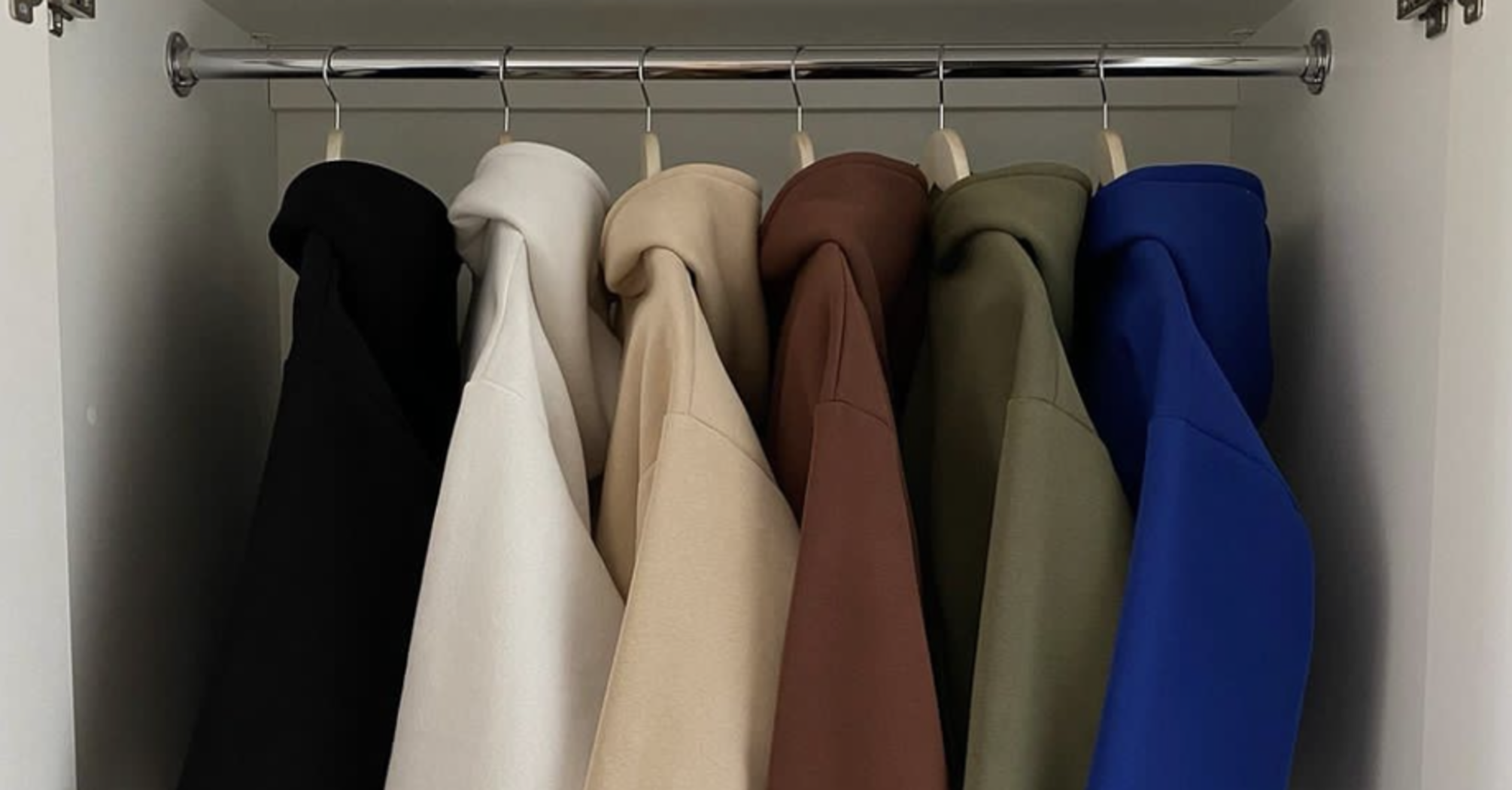 In 2023, calm tones are in fashion