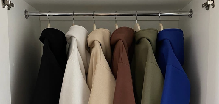 In 2023, calm tones are in fashion