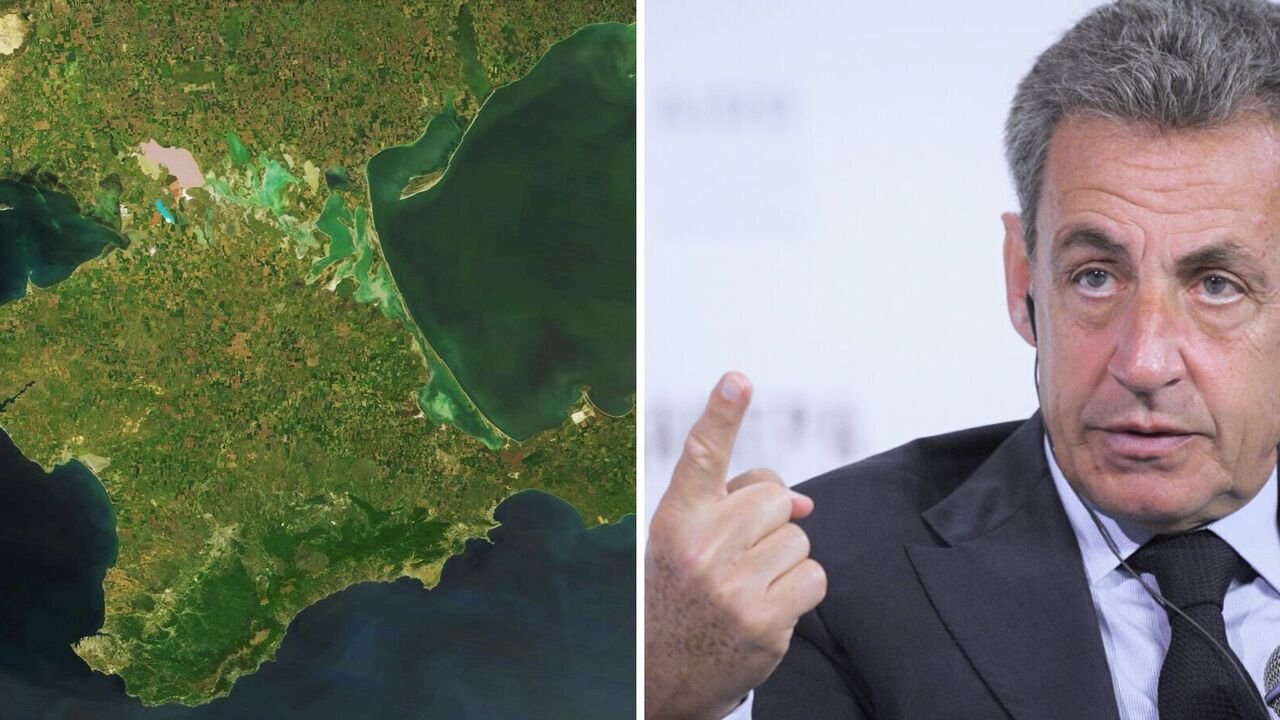 Former French President Sarkozy called Crimea "historically Russian territory" and offered a "solution" to the problem